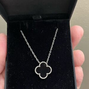 Black Onyx Four Leaf Clover fashion necklace